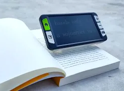 Luna 6 Digital Magnifier for low vision