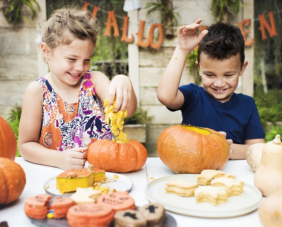 Create Halloween Party at Home-Plan Inclusive Food with low vision kids